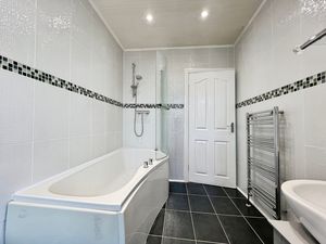 Bathroom - click for photo gallery